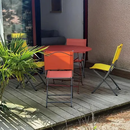 Pretty House With Double Terrace Near The Ocean Prázdninový dům